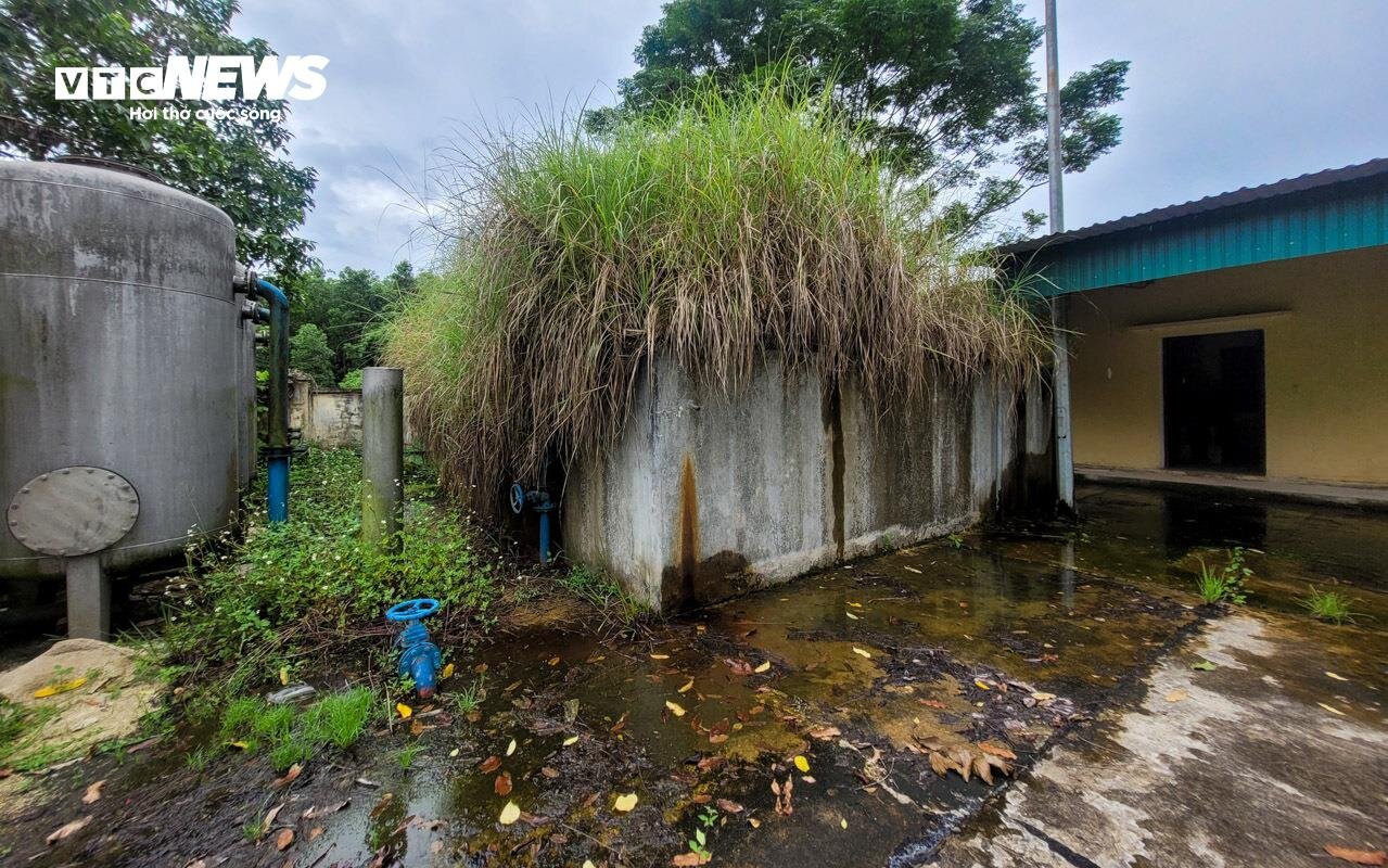 Hàng trăm hộ dân Hà Tĩnh ‘chịu khát’ bên nhà máy nước tiền tỷ bỏ hoang - 4