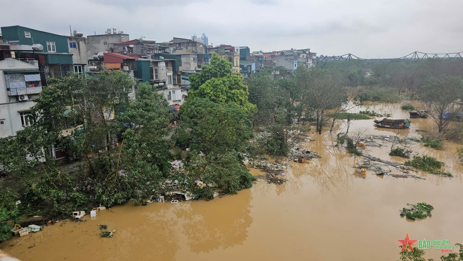 Hà Nội sẵn sàng phương án sơ tán dân cư ứng phó mưa lớn, lũ sông đang lên trở lại