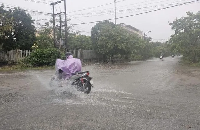 Học sinh Thừa Thiên Huế nghỉ học từ sáng nay.