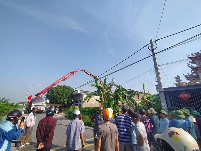 Gãy cần bơm bê tông, một người tử vong ở Nam Định